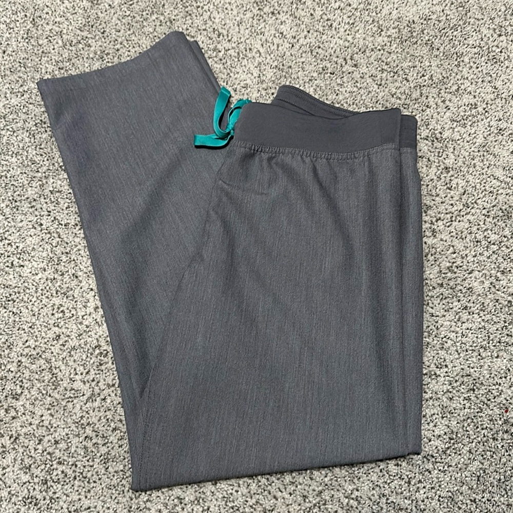 Figs Livingston graphite small